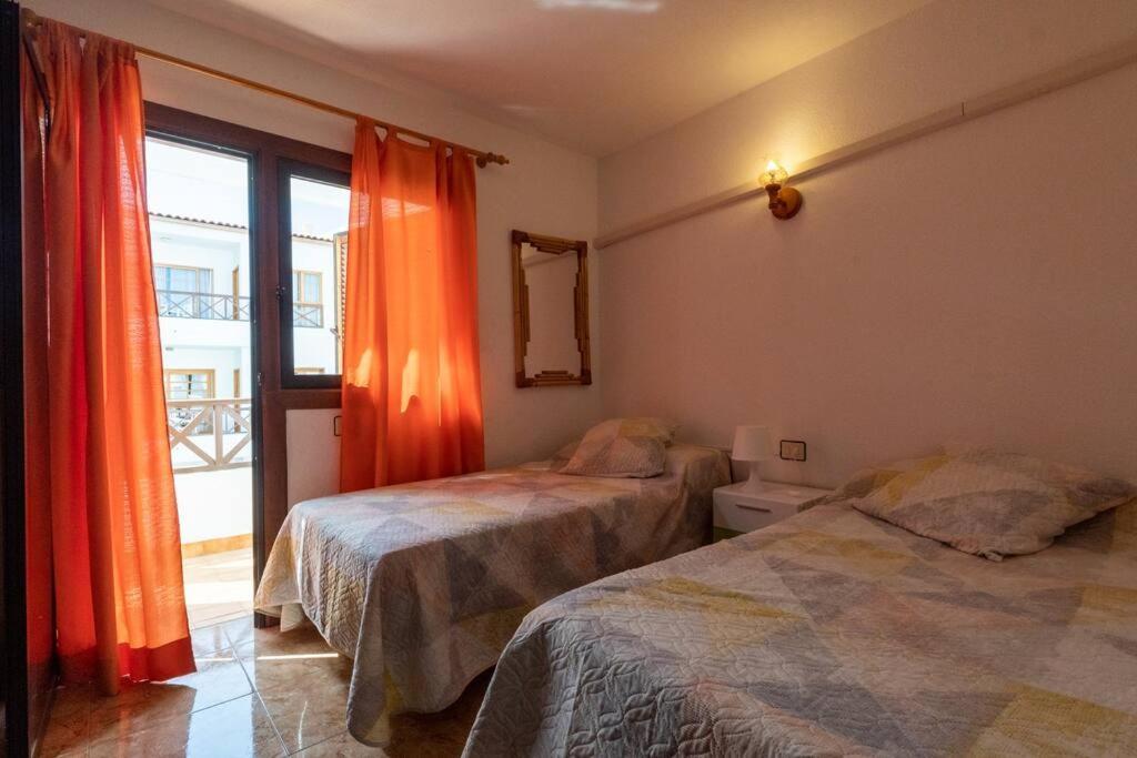 לוס כריסטיאנוס Apartamento Con 2 Terrazas En Los Cristianos מראה חיצוני תמונה