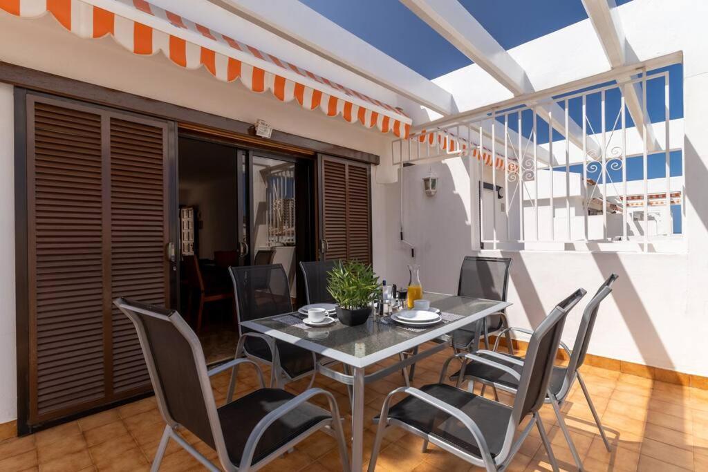 לוס כריסטיאנוס Apartamento Con 2 Terrazas En Los Cristianos מראה חיצוני תמונה